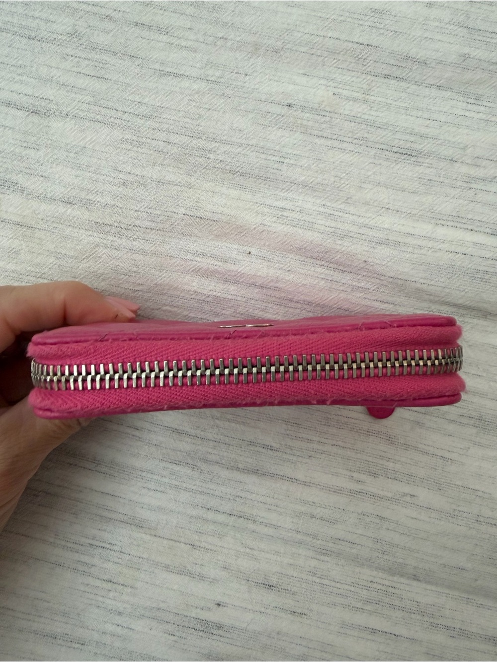 CHANEL Quilted Zip Wallet in Bright Fuchsia - Picture 3 of 6